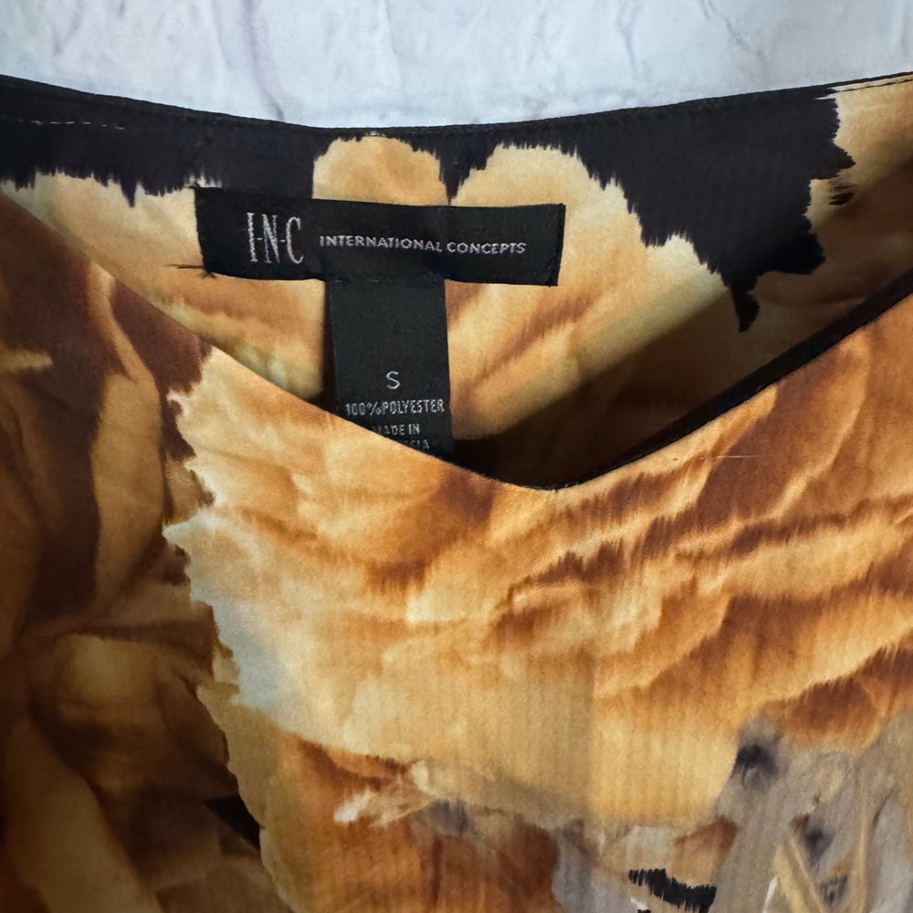 INC International Concepts Women's Black and Gold Floral Camisole - Picture 2 of 3